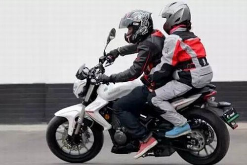 2015 benelli蓝宝龙bj300gs新款驾到