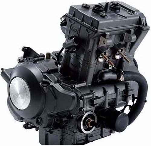 美国德尔福电喷,最大功率26kw,最大扭矩27n·m和蓝宝龙3