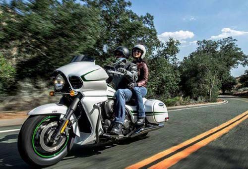 1.6L油耗怪兽 那些年盘据公路的重型摩托车 汽