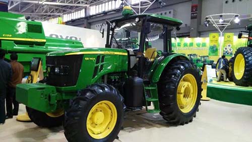 约翰迪尔高端设备风靡全国农机展 汽车市场网
